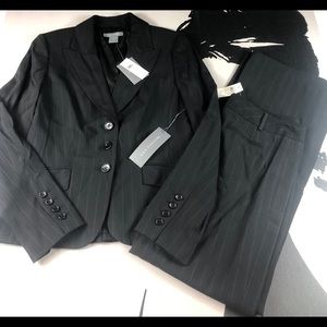 ANN TAYLOR Black Pants Suit  Blazer 2 Pants 4